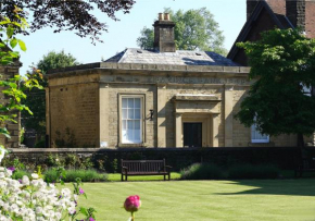 Beautiful old bank in Bakewell